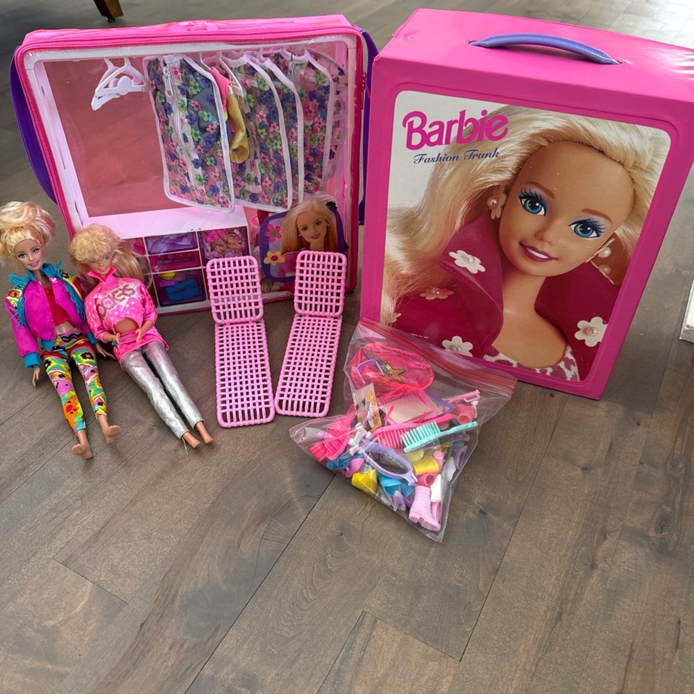 Large vintage Barbie Lot